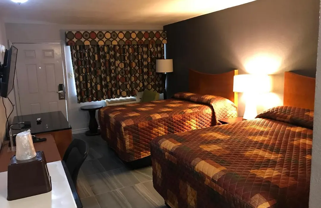 Budget Inn & Suites-1
