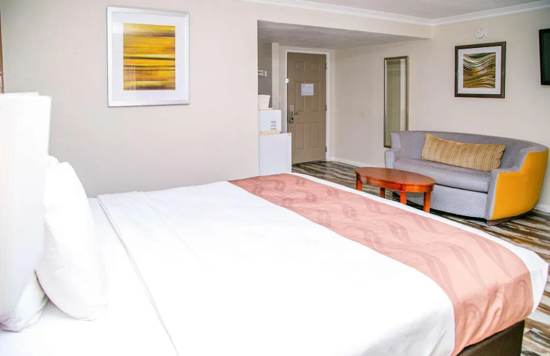 Quality Inn & Suites Thousand Oaks - Us101-1