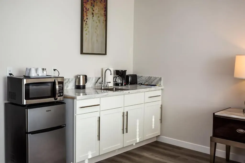 Luxurious Studio In Heart Of San Diego W Cali King-1