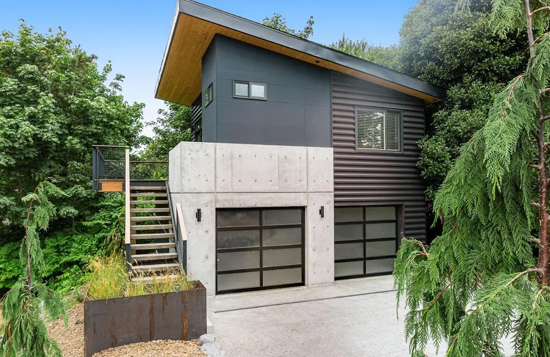 The Treehouse-1