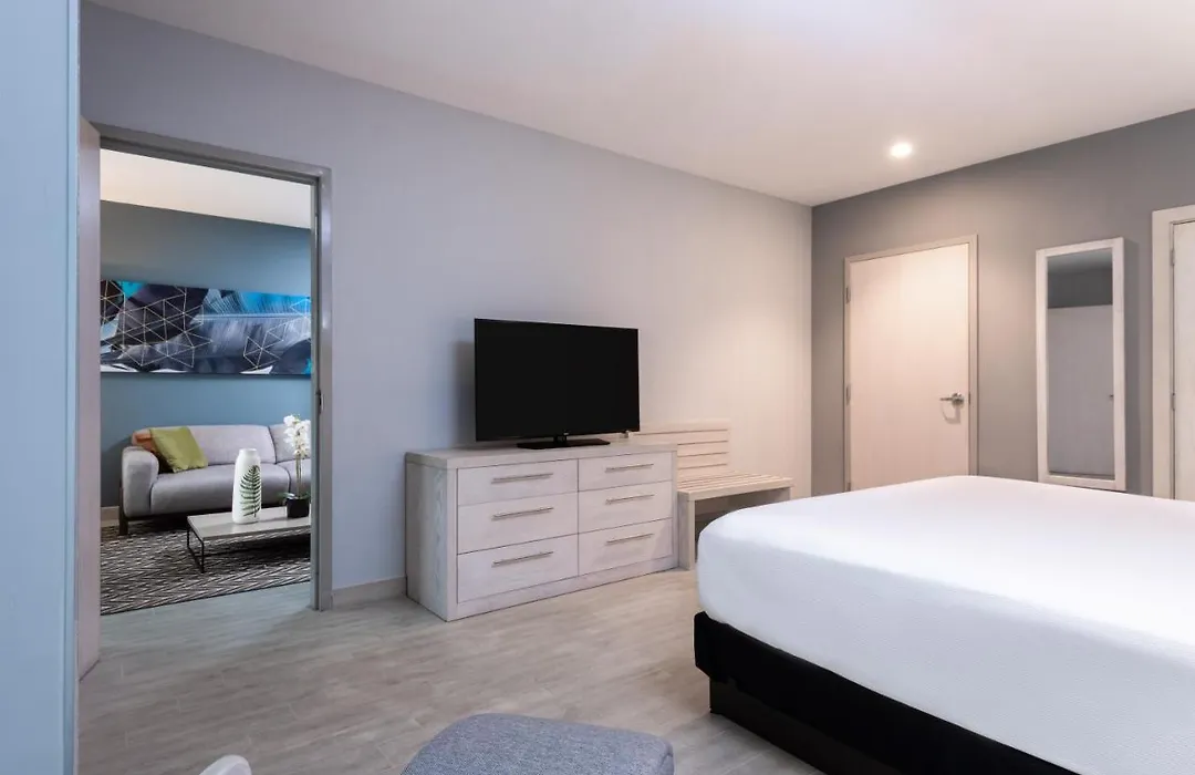 Hyatt Place San Pedro-1