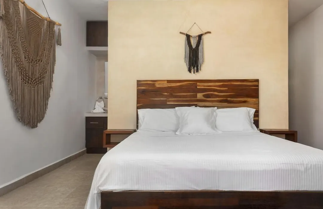 Lagoon Boutique Hotel - Adults Only-1