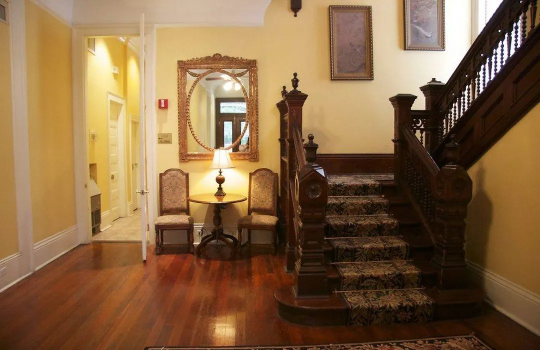 The Queen Anne-1