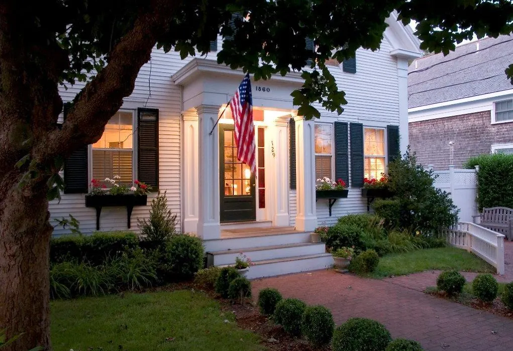 Ashley Inn-1