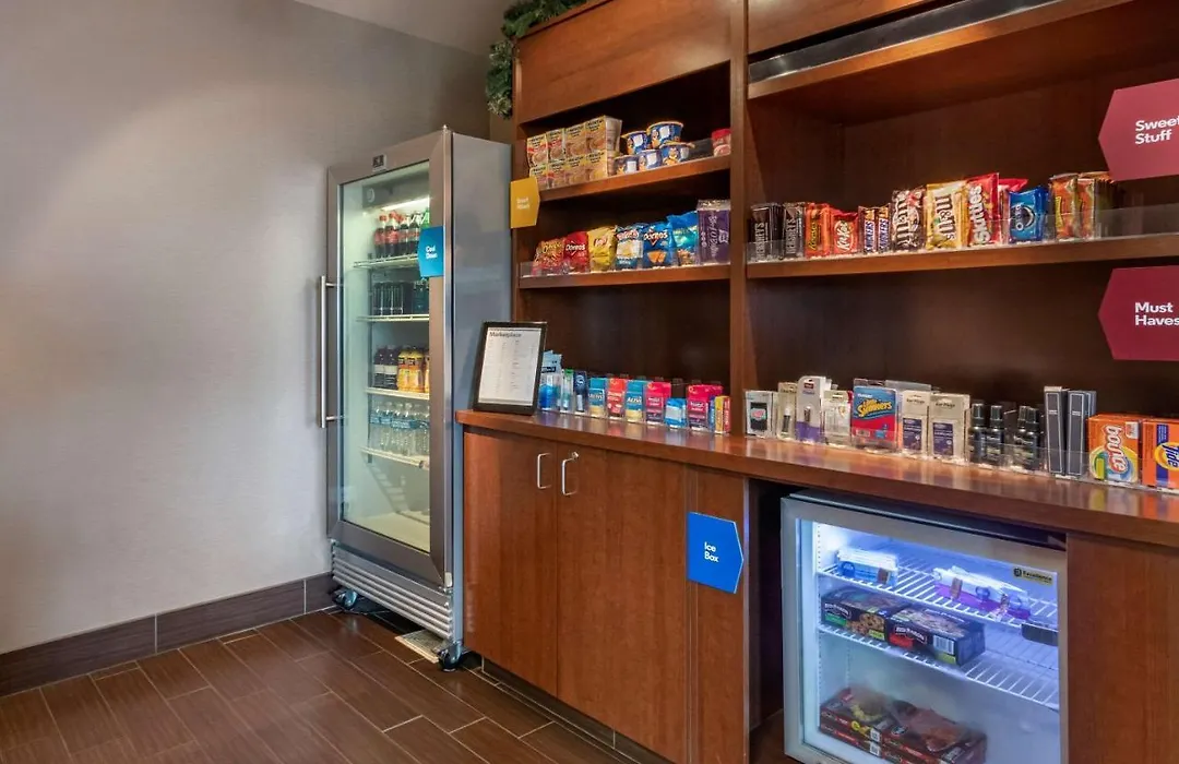 Comfort Suites Airport-University-1
