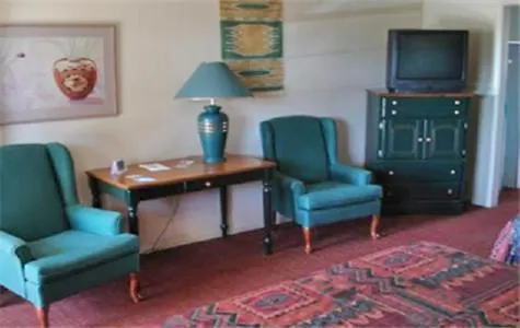 Pow Wow Inn-1