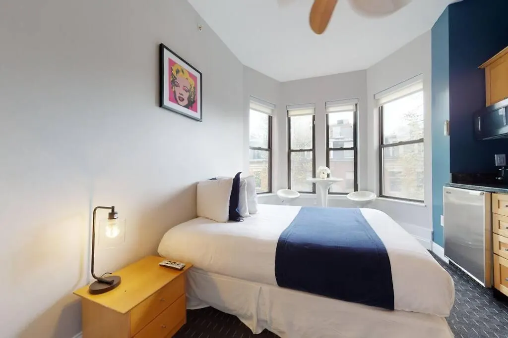 Centrally Located Studio In The Southend, #25-1