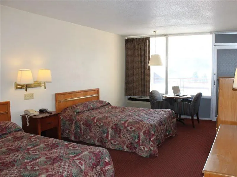 Greene Motel Boone-1
