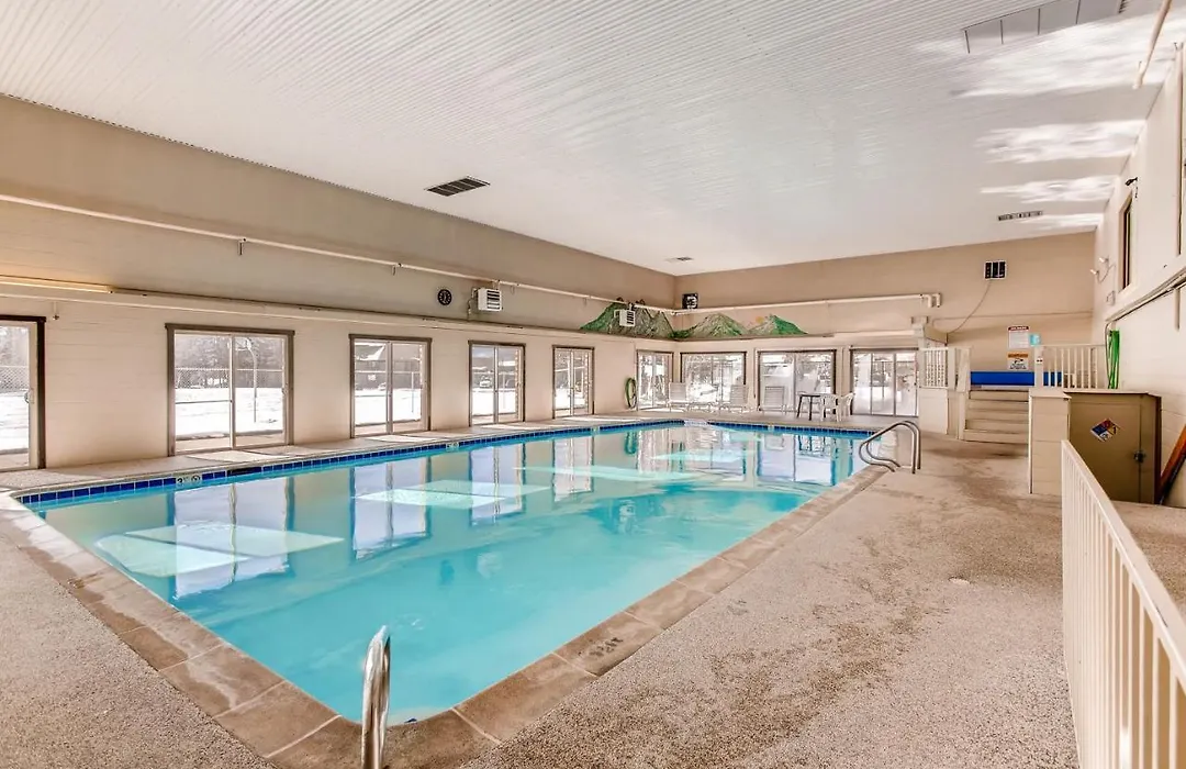 Mountian View Condo Unit S303-1