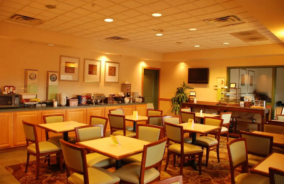 Country Inn & Suites By Radisson, Bel Air-Aberdeen, Md-1