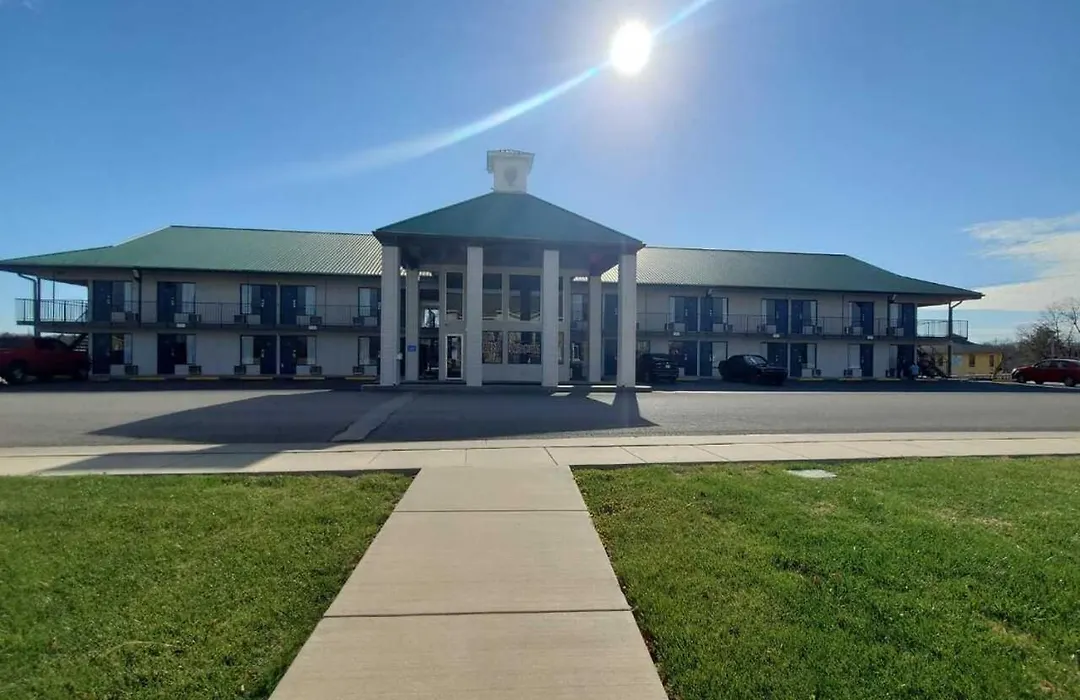 Crestview Inn-1