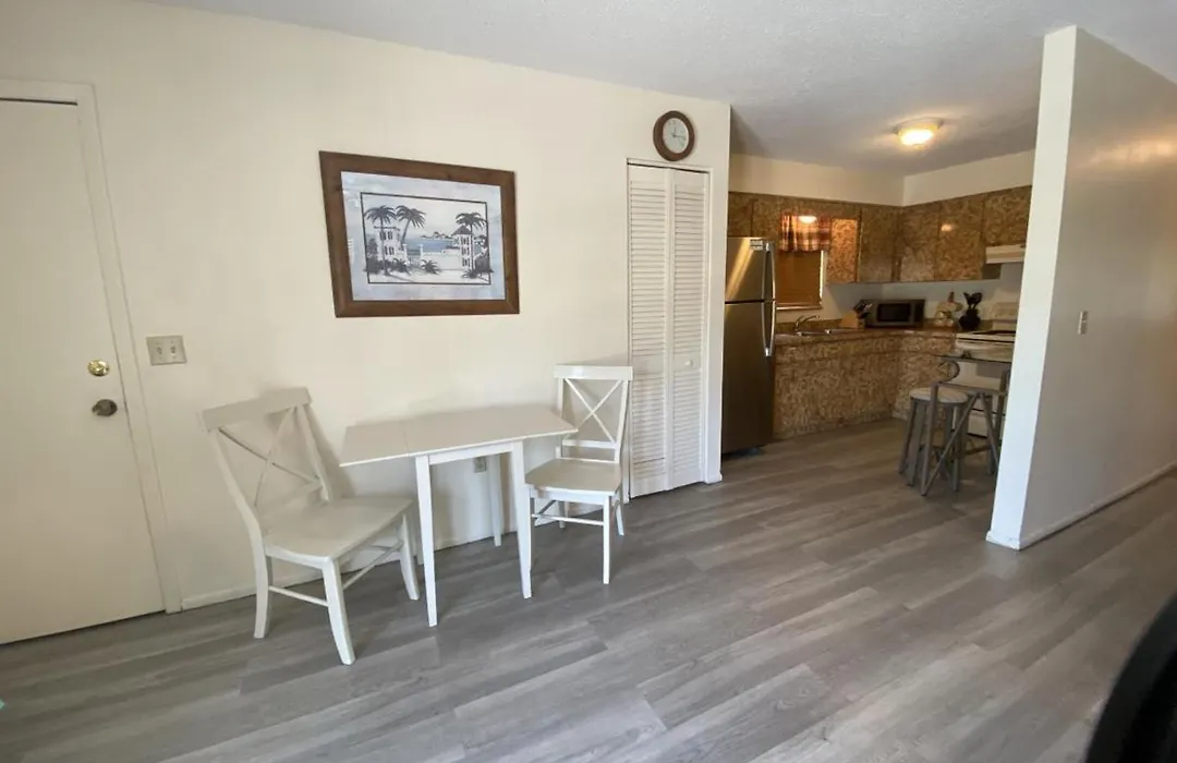 Banana Cabana By Beachside Management-1