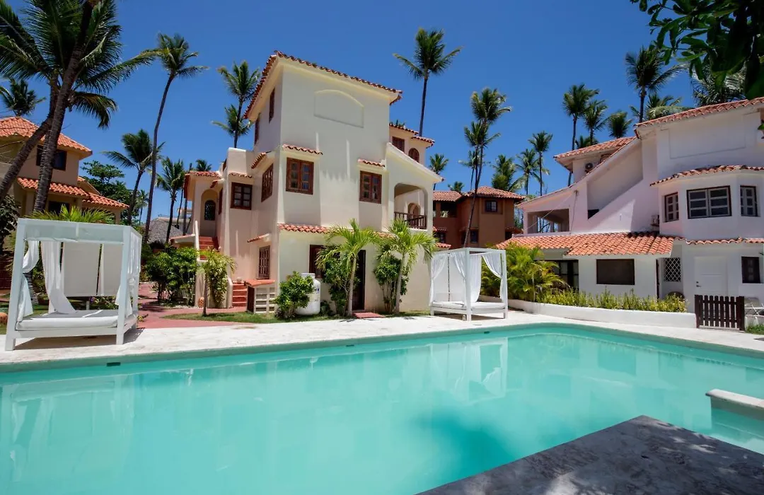 Los Corales Beach Village-1