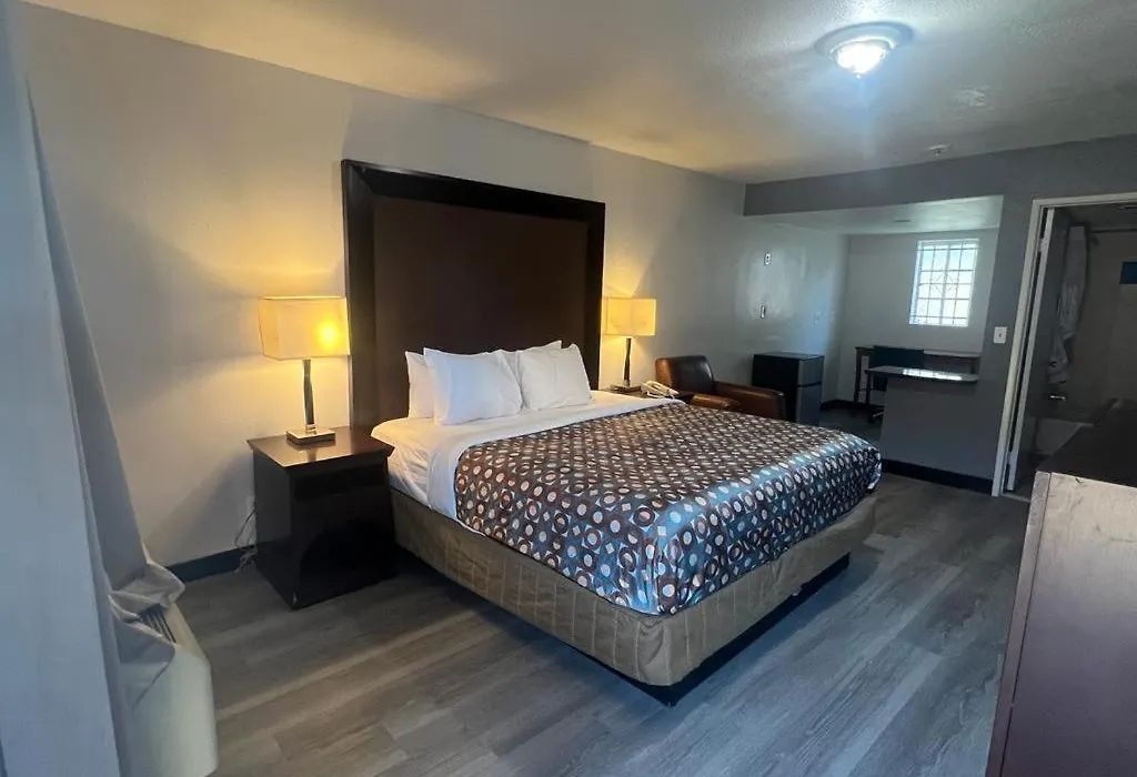 Goldstar Inn Motel-1