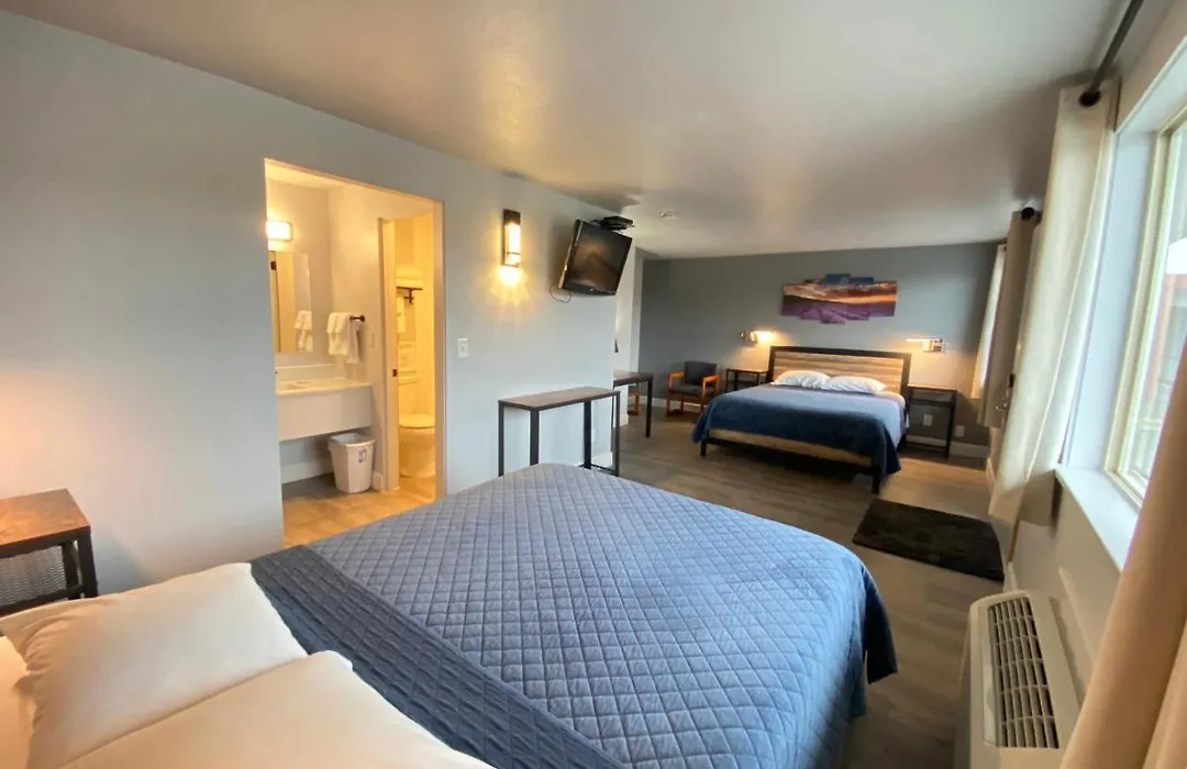 Aircrest Motel-1