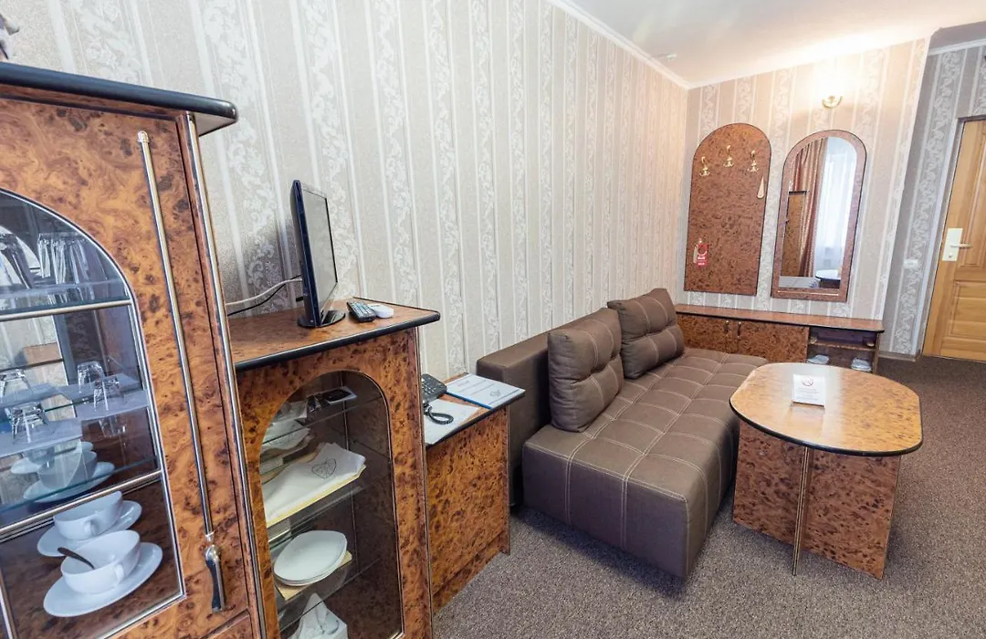 Hotel Mir-1