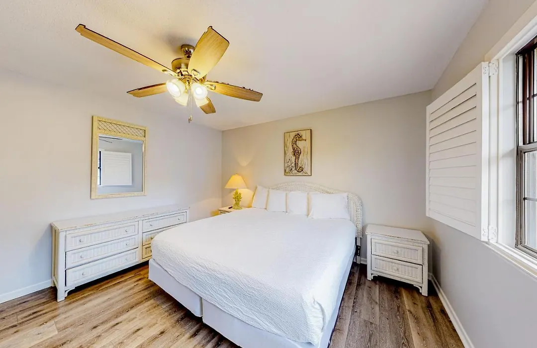 Seascape Golf Villas 11G-1