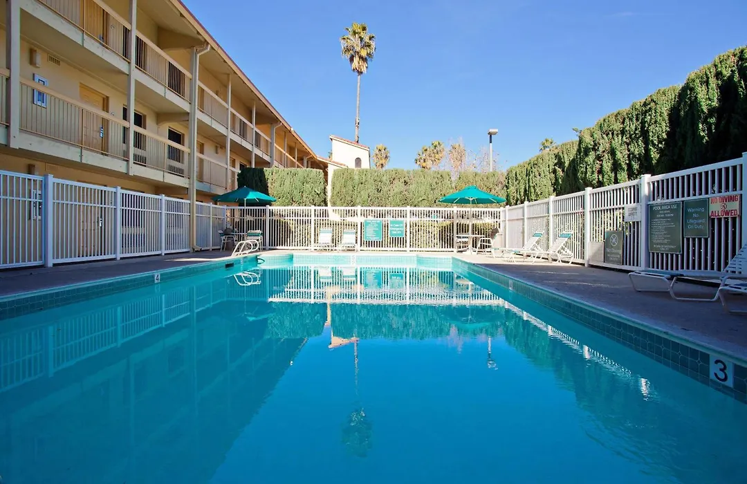 Heritage Inn San Bernardino-1