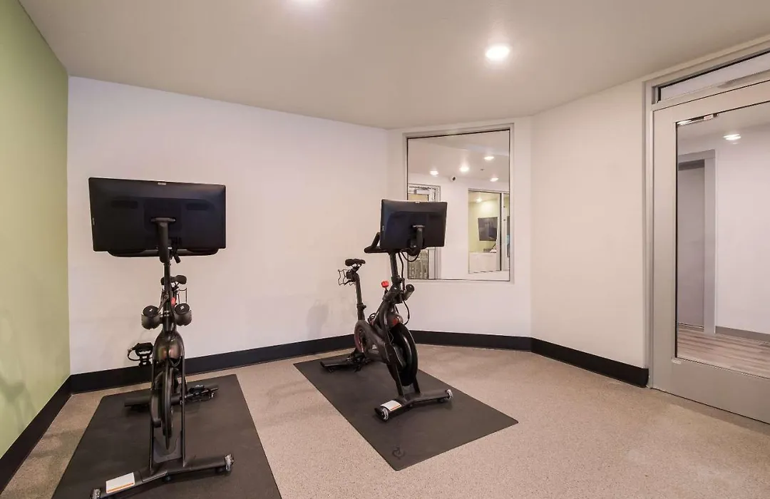 Woodspring Suites Portland Vancouver-1