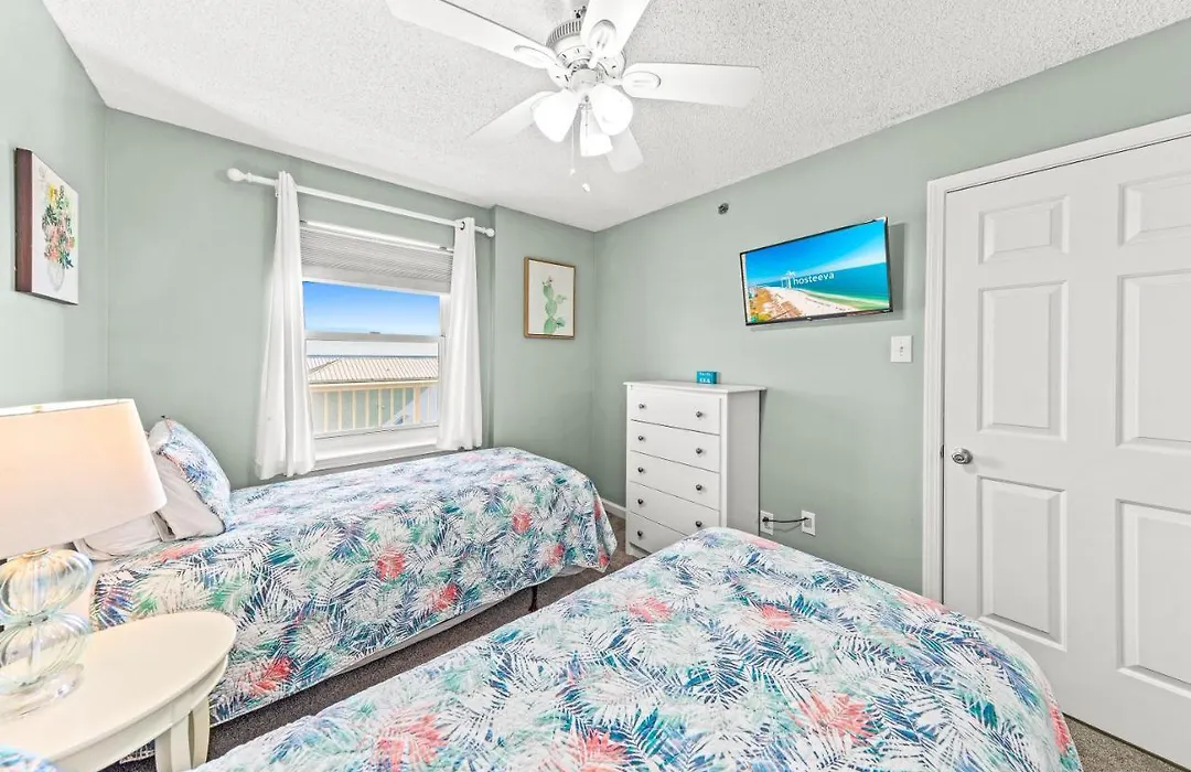 Tradewinds Unit 406-1