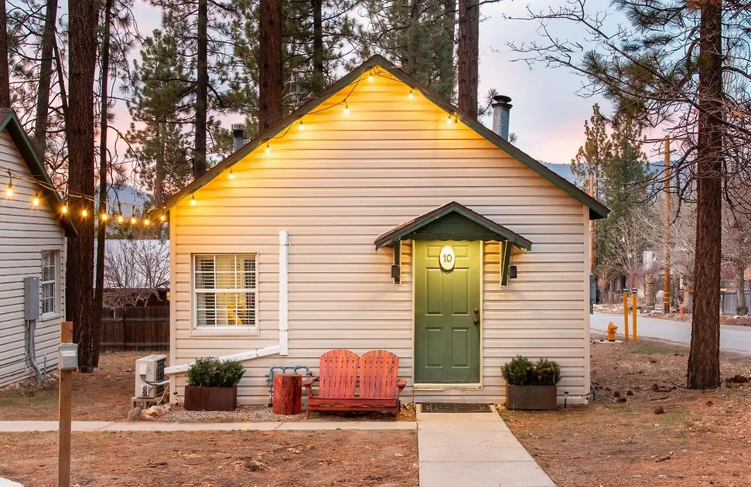 Lakewood Cabins-1