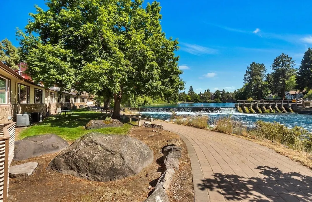 Bend Riverside Condos Near Downtown Bend-1