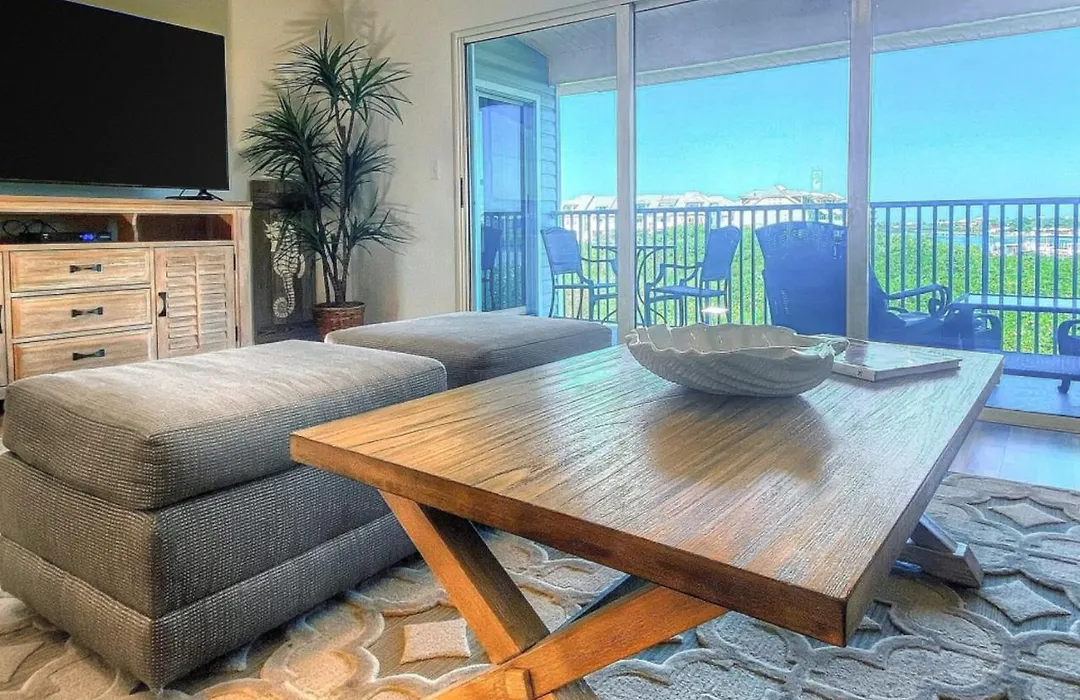 Mariner'S Pointe 503-1