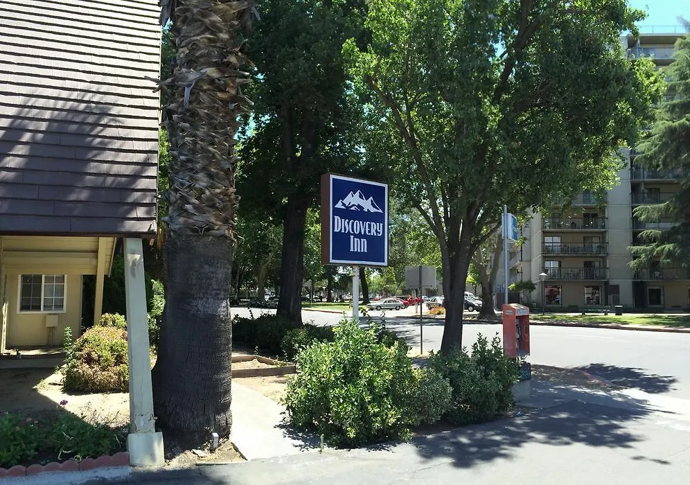 Discovery Inn-1