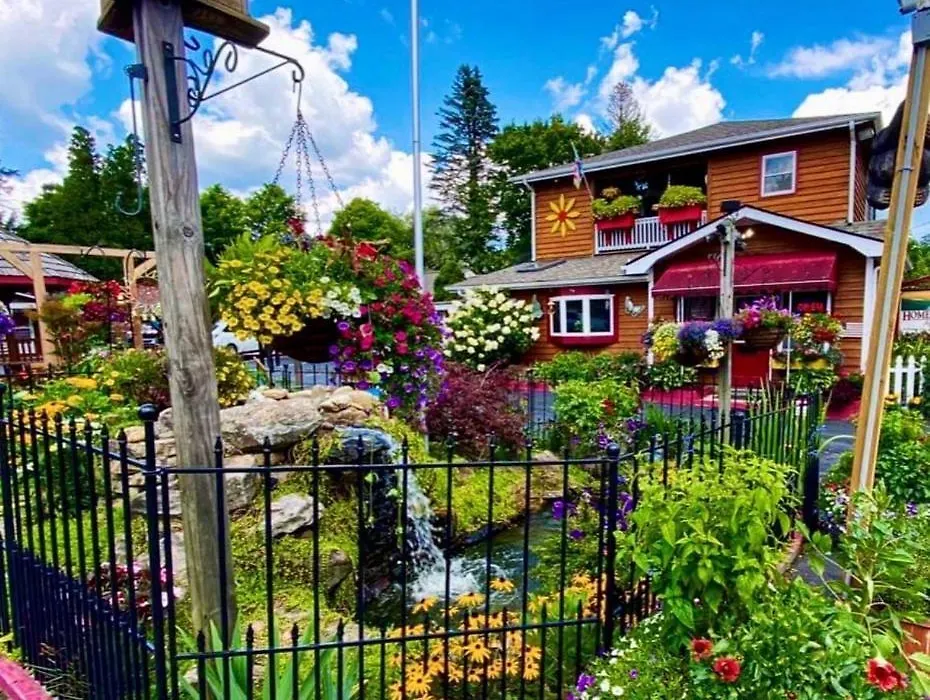 Homestead Inn - Blowing Rock-1