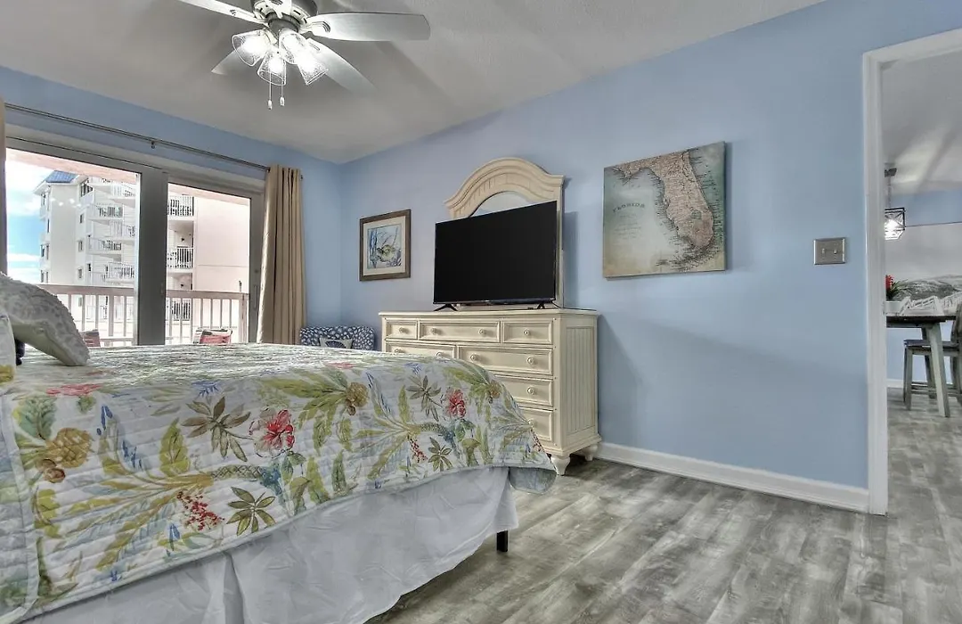Beach Cottage 2105-1