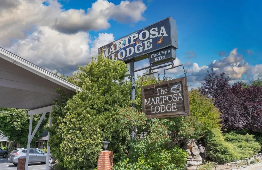 Mariposa Lodge-1