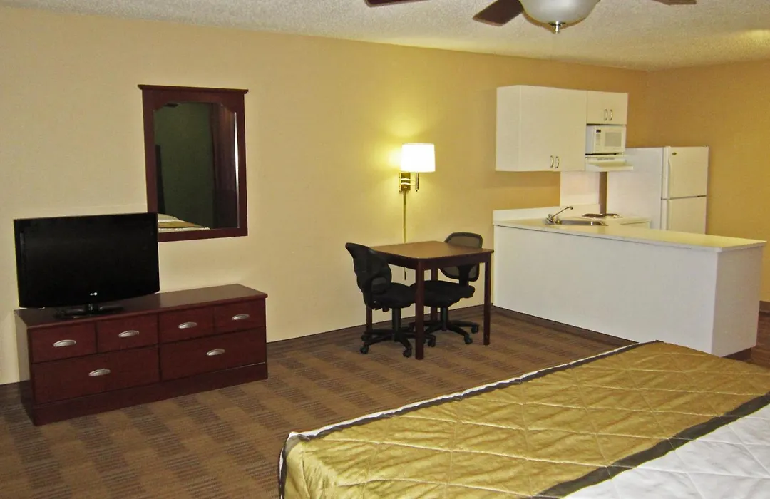 Extended Stay America Select Suites - Detroit - Sterling Heights-1