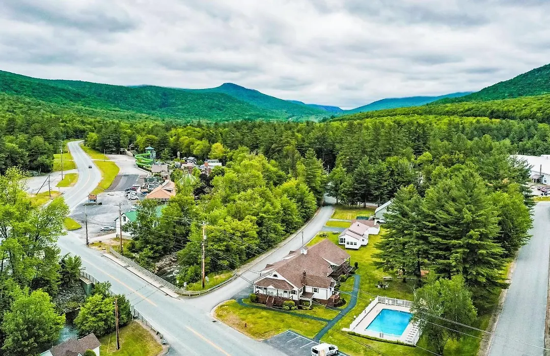 Riverbank Motel And Cabins Managed By First Chair Destinations-1