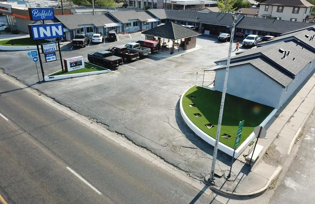 Buffalo Inn Vintage Motel-1