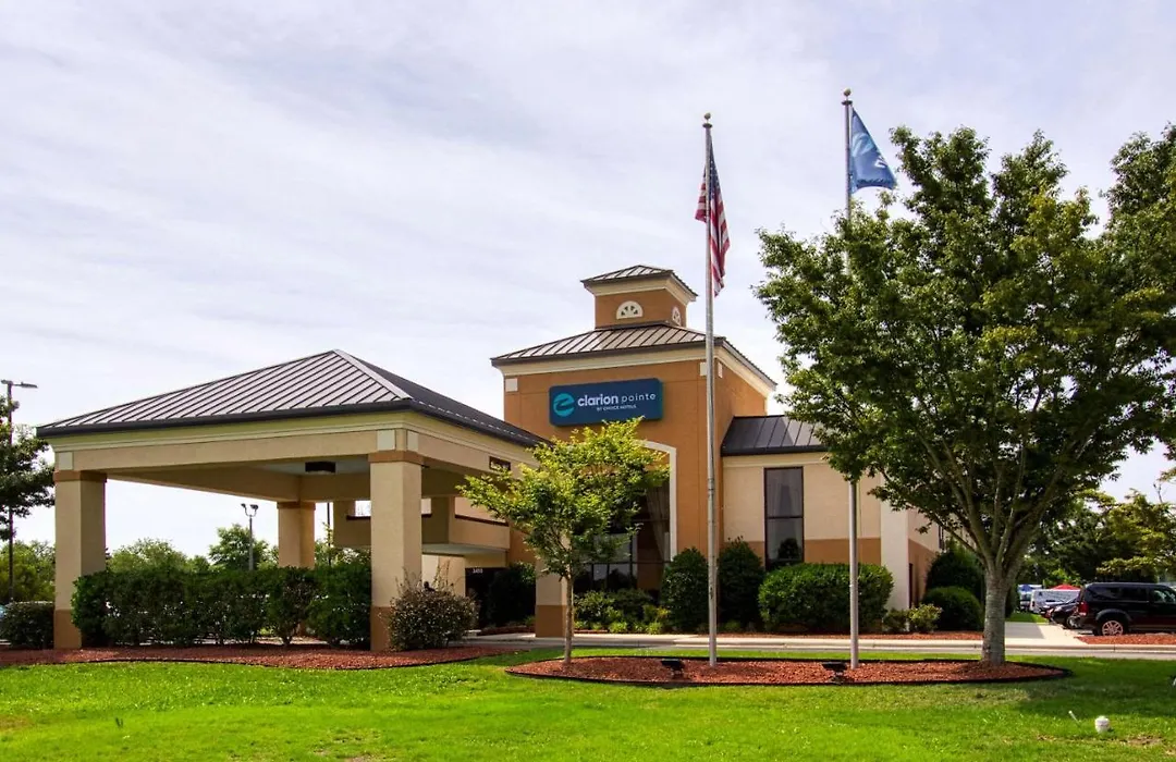 Clarion Pointe New Bern-1