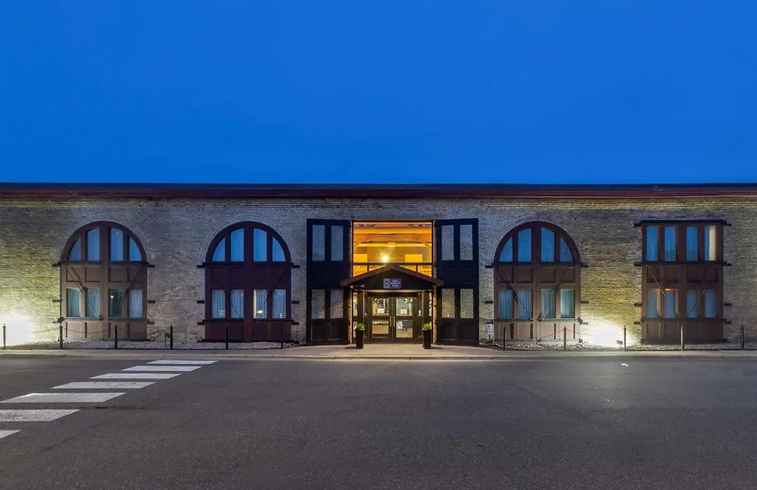 Best Western Plus Como Park Hotel-1