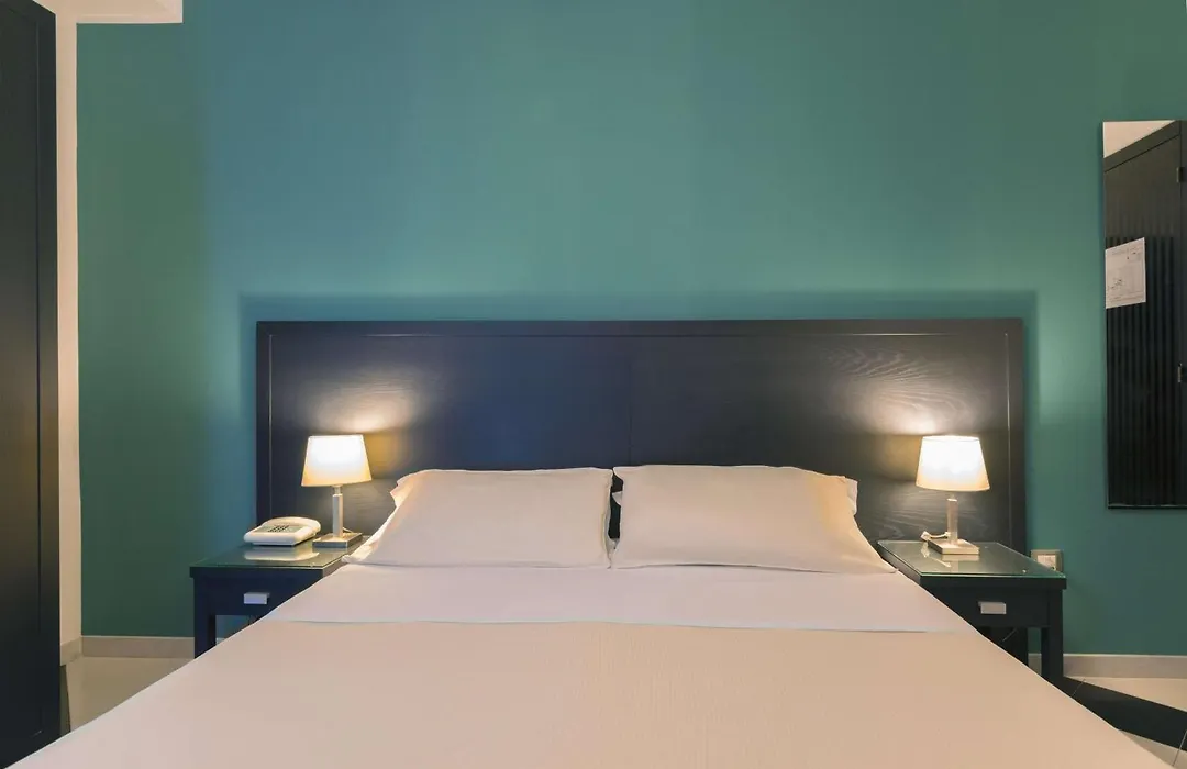Executive Business Hotel-1