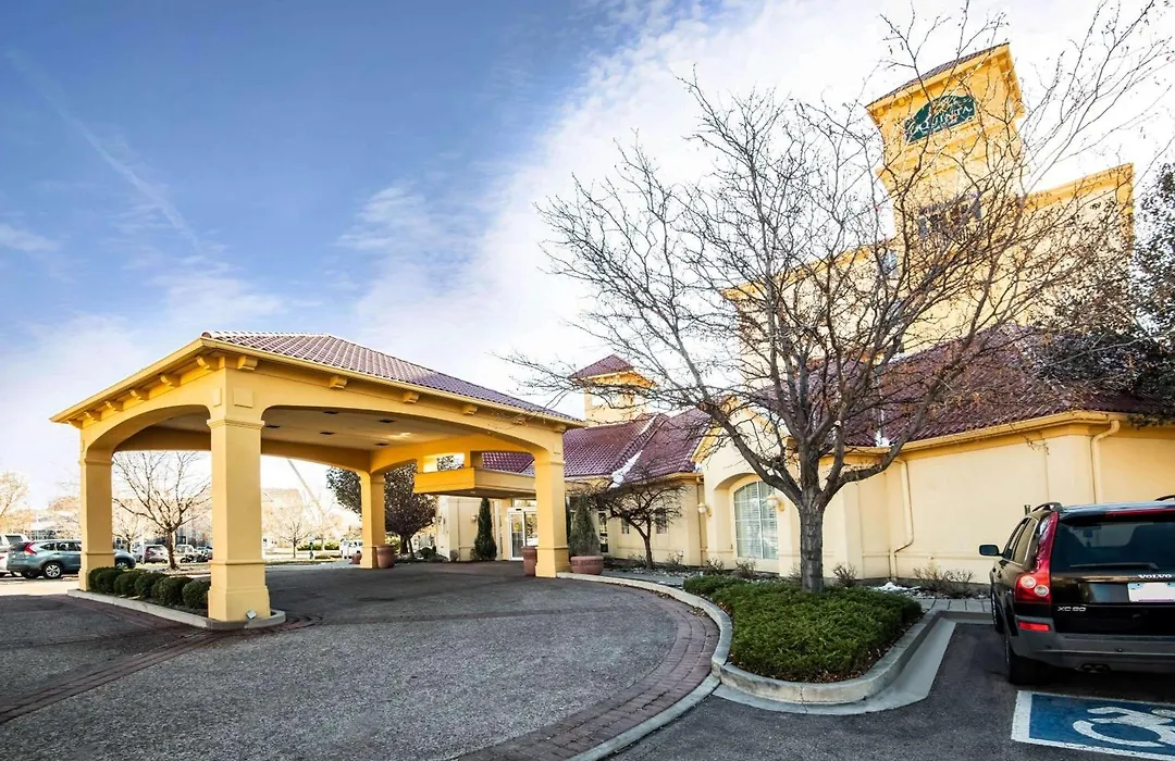 La Quinta Inn & Suites By Wyndham Colorado Springs South Ap-1