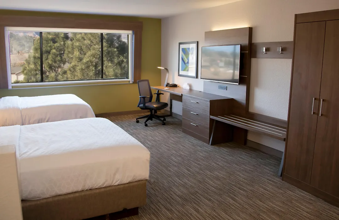 Holiday Inn Express & Suites Colorado Springs North By Ihg-1