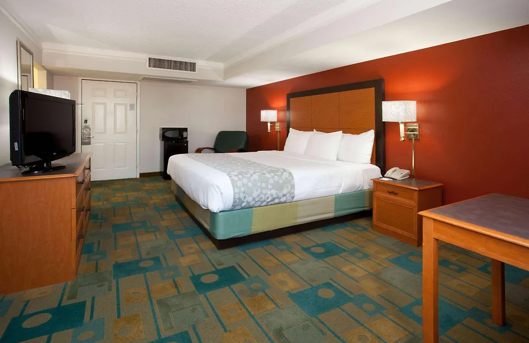 La Quinta Inn By Wyndham Denver Central-1