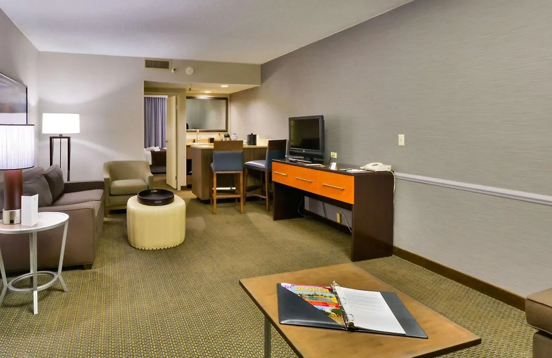 Embassy Suites By Hilton Denver Central Park-1