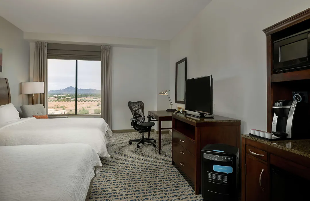 Hilton Garden Inn Phoenix Airport North-1