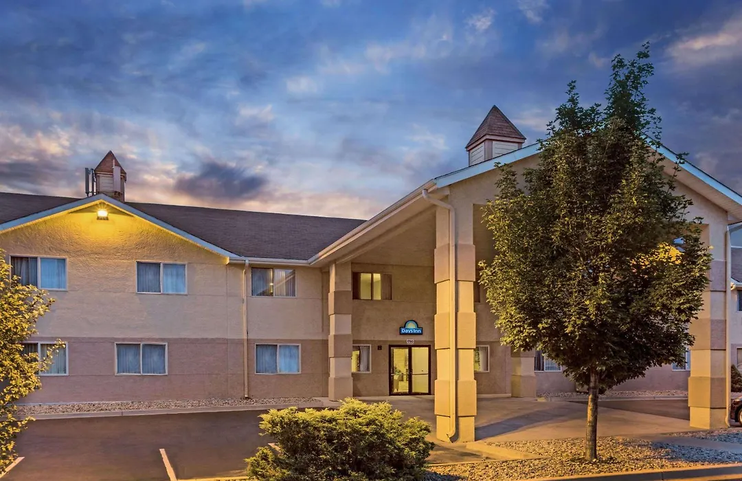 Days Inn By Wyndham Colorado Springs Airport-1