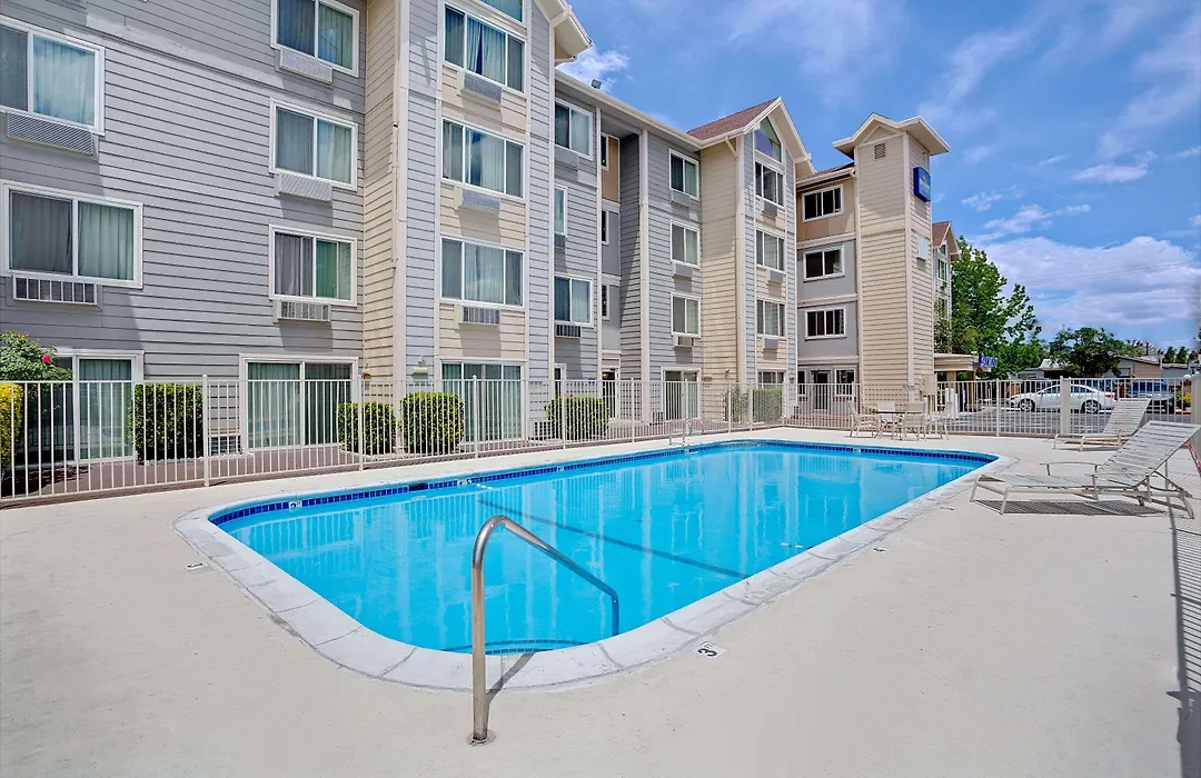 Baymont By Wyndham Reno-1