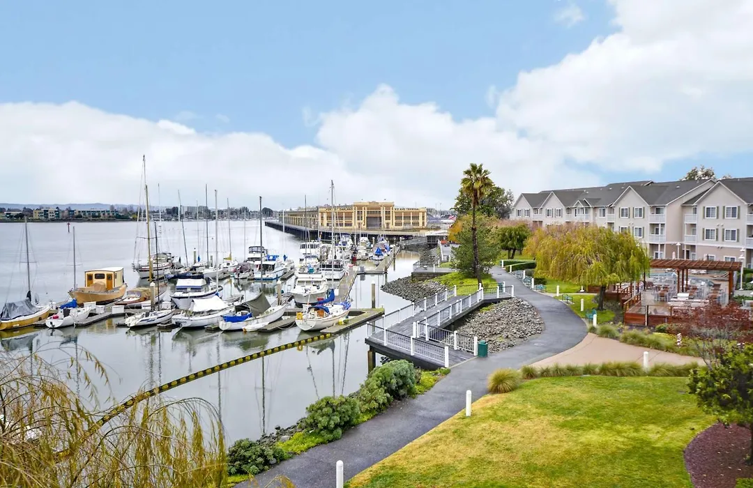 Homewood Suites By Hilton - Oakland Waterfront-1