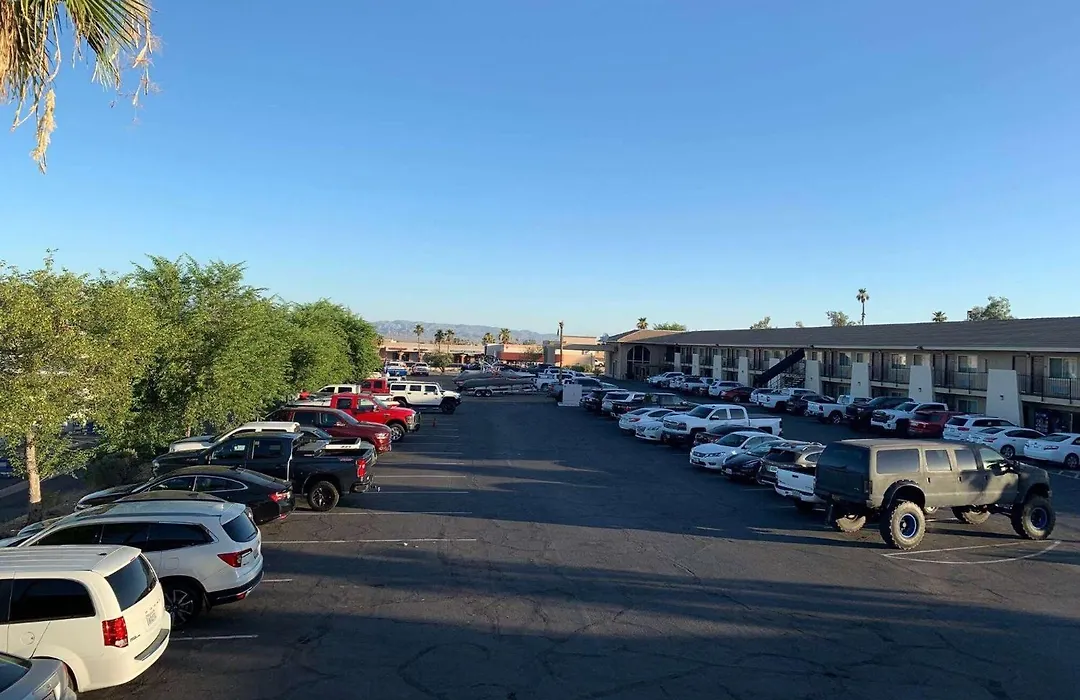 Days Inn By Wyndham Lake Havasu-1