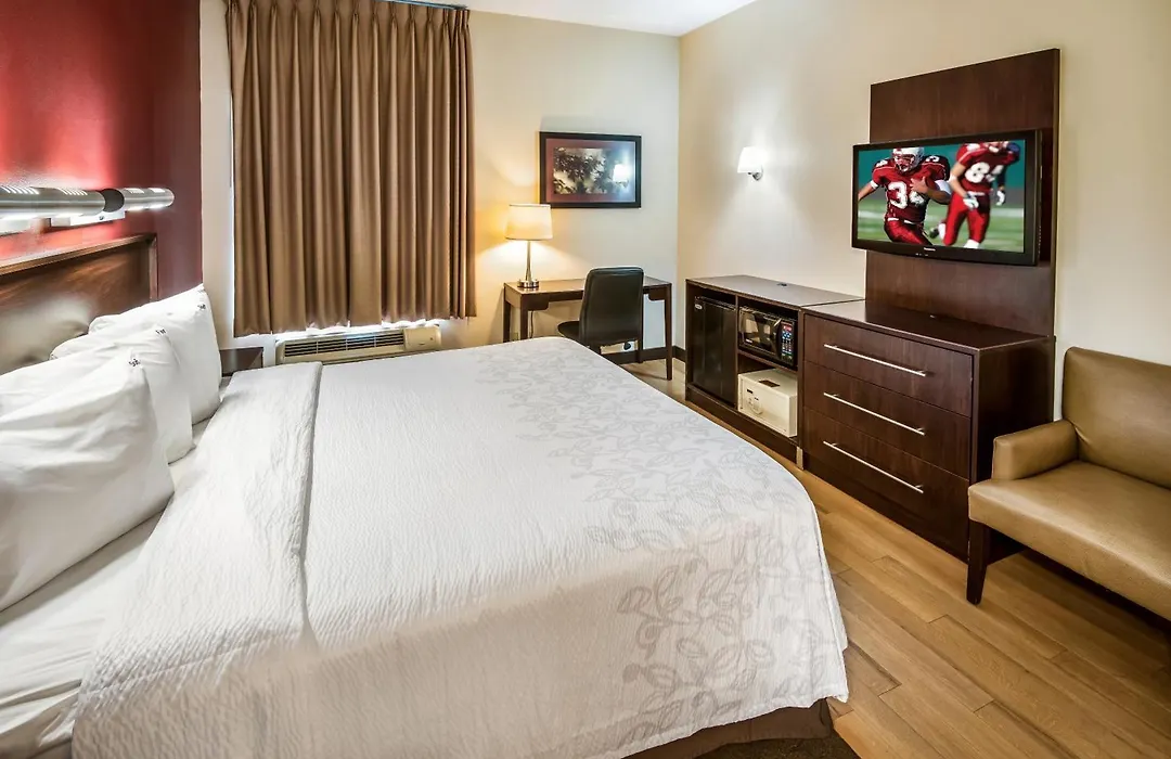 Red Roof Inn Plus+ San Antonio Downtown - Riverwalk-1
