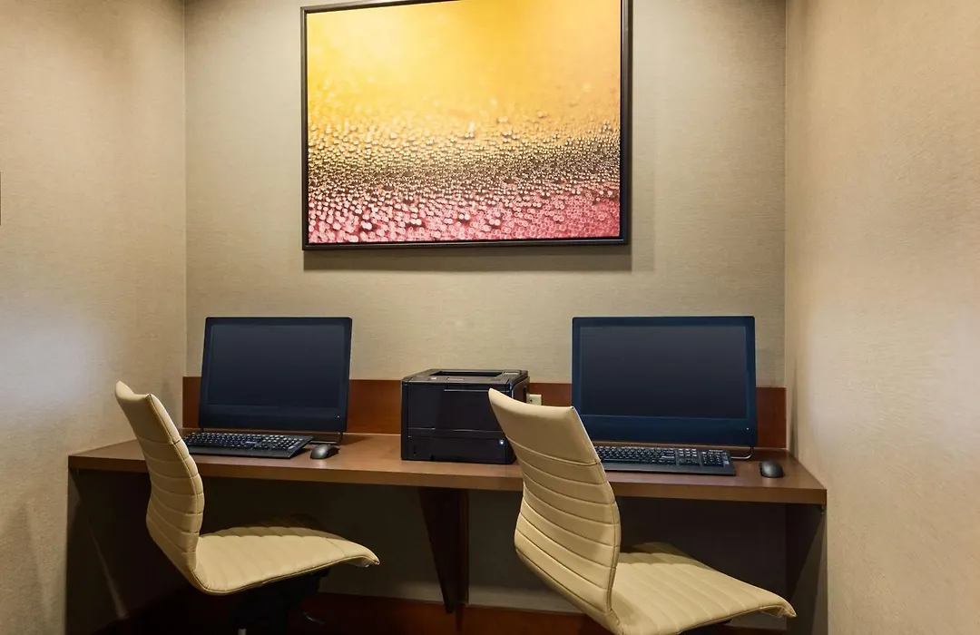 Hyatt Place Milwaukee Airport-1