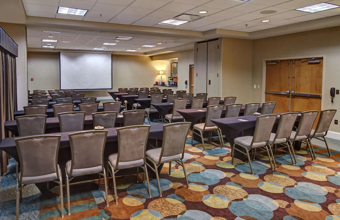 Hilton Garden Inn Nashville Airport-1