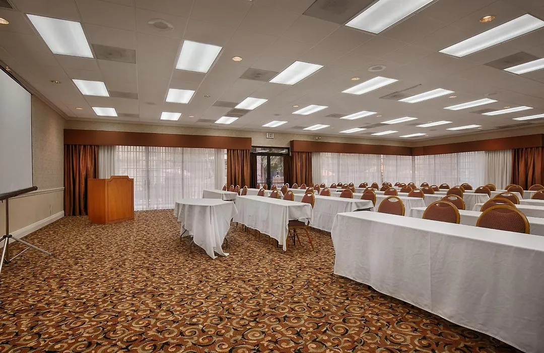 Wyndham Tucson Airport Hotel & Conference Center-1